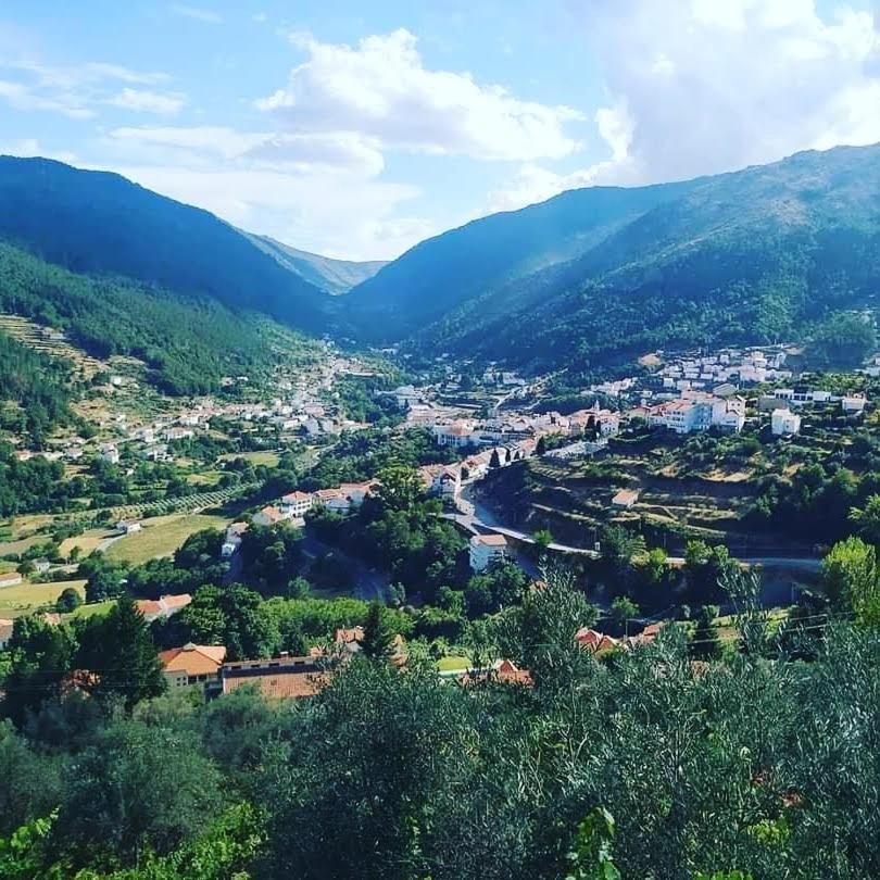 Casas Dos Senadores By Vale Do Zezere Hotel مانتيغاز المظهر الخارجي الصورة