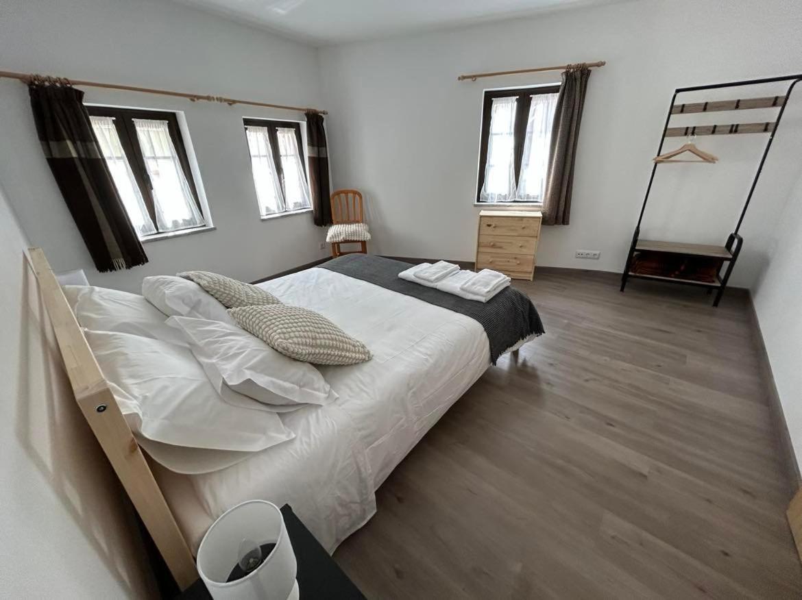 Casas Dos Senadores By Vale Do Zezere Hotel مانتيغاز المظهر الخارجي الصورة